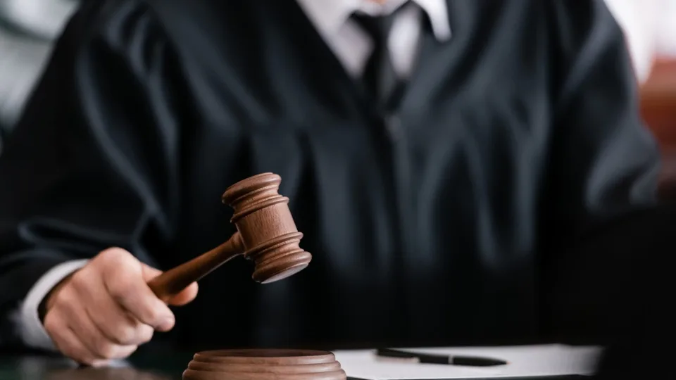 Plano de saúde é condenado a indenizar família após negar exame a criança de dez anos no RN
