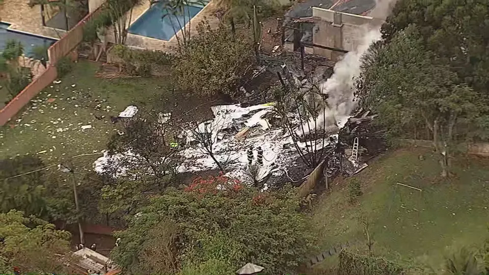 Justiça torna réus 12 denunciados por queda de avião da Voepass que matou 62 pessoas em Vinhedo