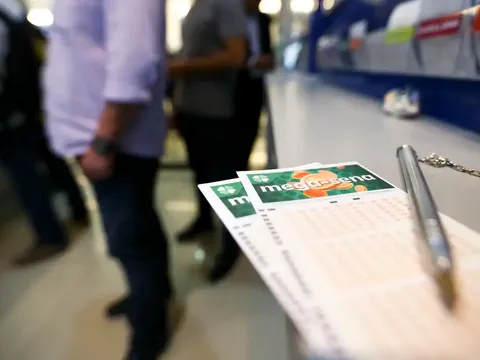 Mega-Sena sorteia prêmio acumulado em R$ 230 milhões neste sábado