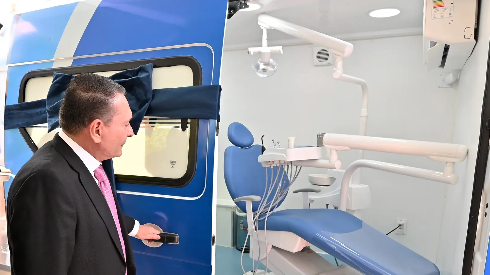 ALRN inaugura odontomóvel para ampliar atendimento de saúde bucal no RN