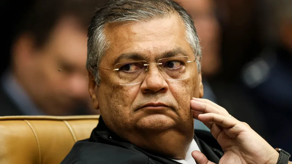 Dino diz que pagamento de novos penduricalhos está proibido