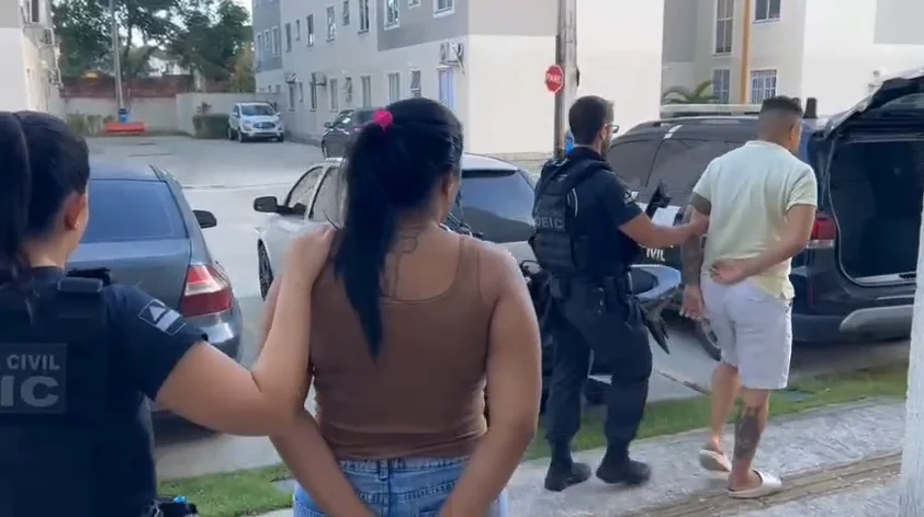 Polícia prende grupo suspeito de fraude de R$ 800 mil com cartões clonados