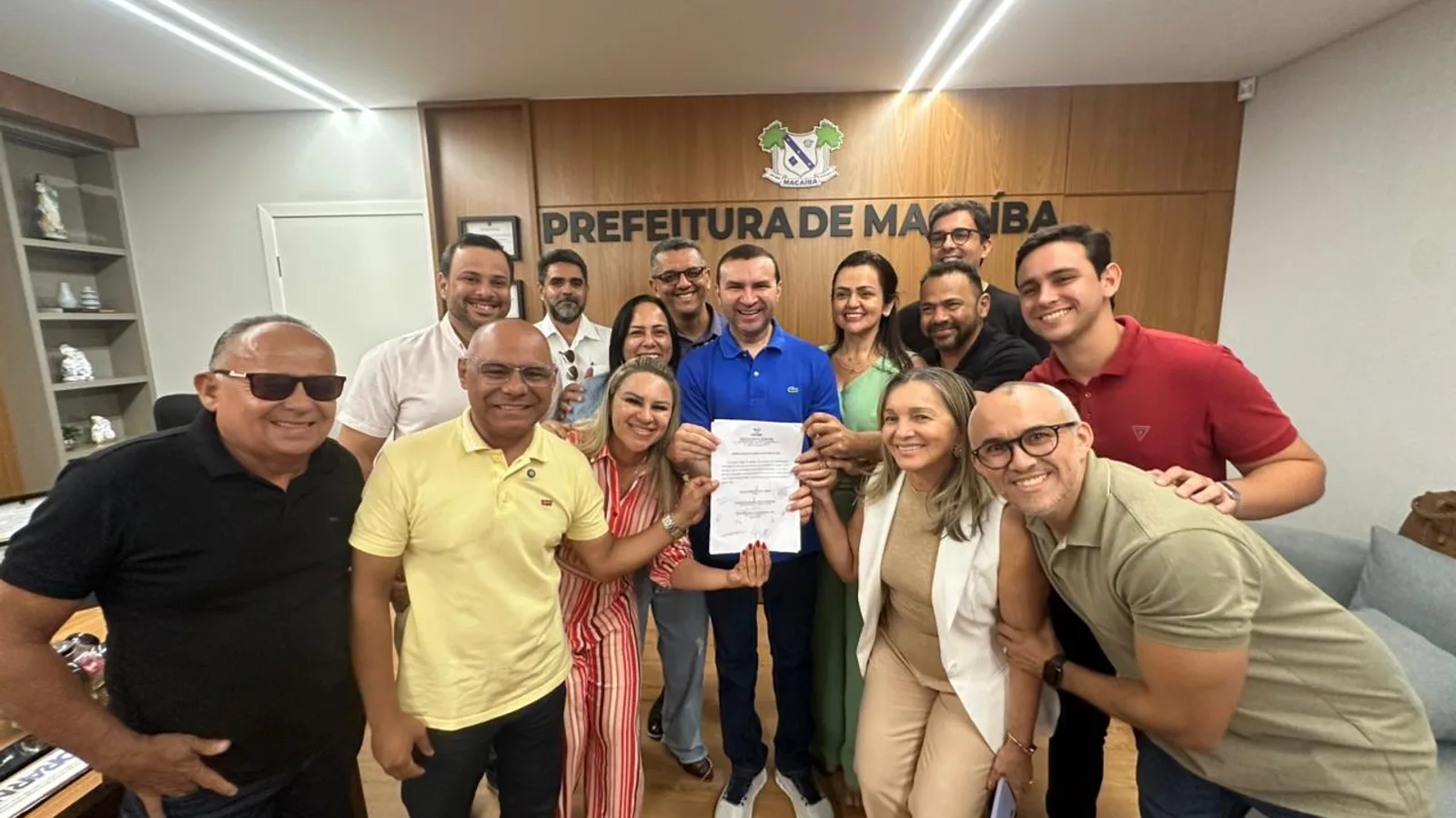 Prefeito Emídio Jr. assina ordem de serviço para construção de mais oito academias ao ar livre