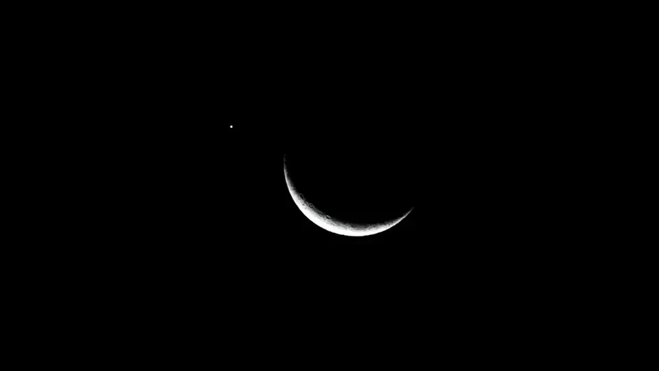 Fenômeno de planetas alinhados com a Lua pode ser observado a olho nu