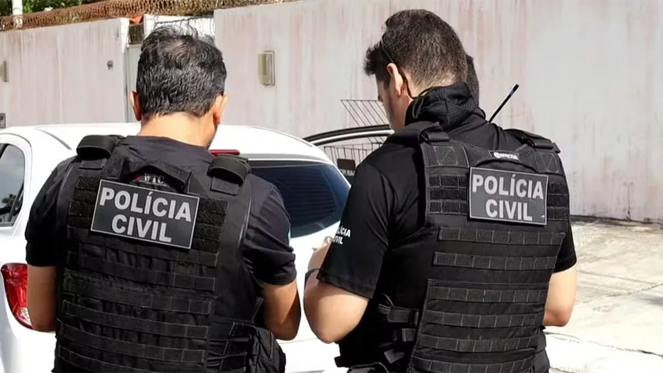 Mãe e filho são resgatados de cárcere privado na Grande Natal; companheiro é preso