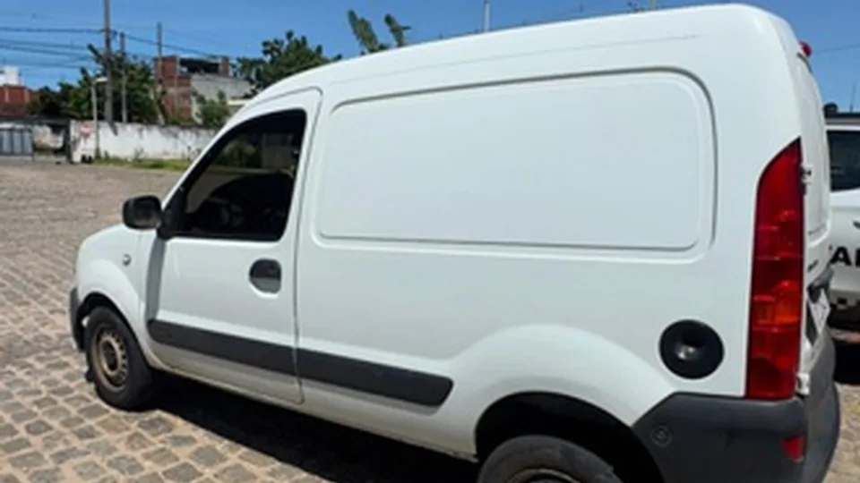 Motorista é sequestrado durante roubo de carga em Macaíba; veículo é recuperado em Natal