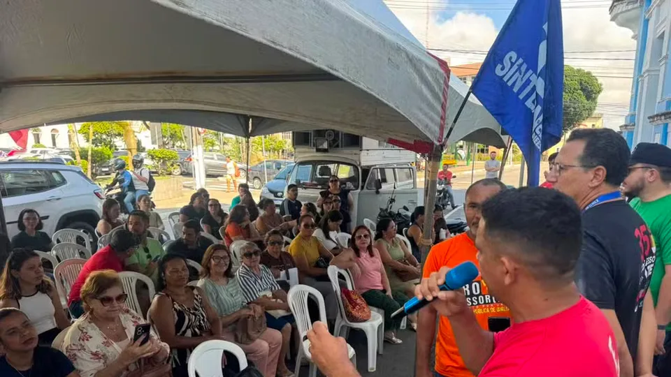 Professores da rede municipal de Natal entram em greve