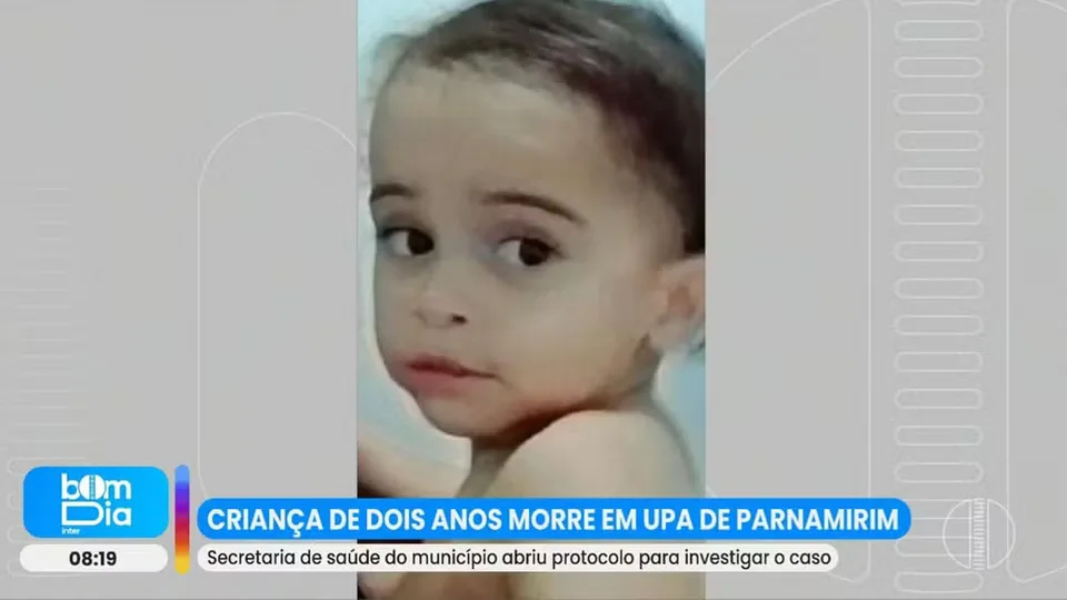 Familiares protestam na prefeitura de Parnamirim após morte de menino de 2 anos em UPA