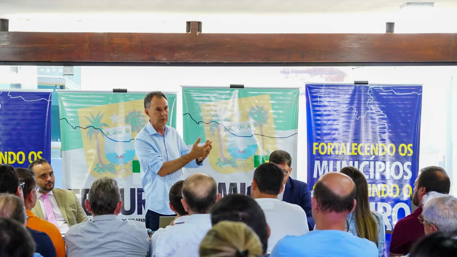 Em coletiva, FEMURN detalha representação ao Ministério Público contra Governo do Estado por atrasos de repasses