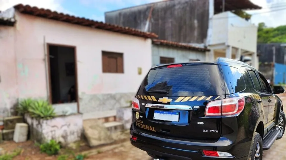 Polícia Federal faz operação contra fraudes bancárias eletrônicas e golpes digitais no RN