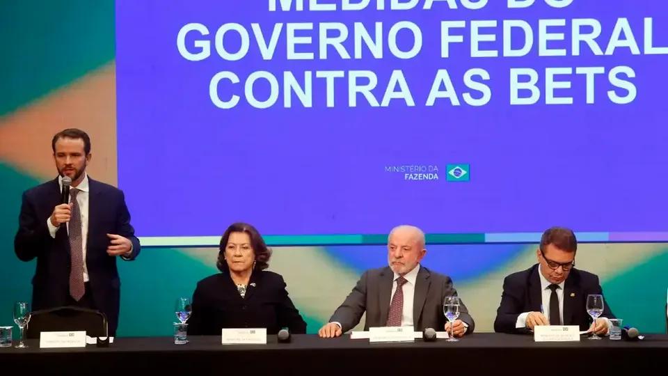 Bets passam a ser proibidas no país e apostador receberá saldo