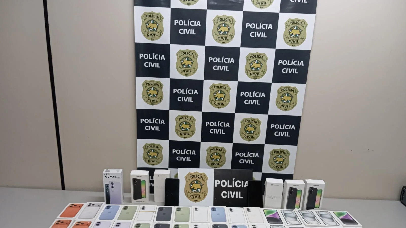 Polícia Civil recupera carga avaliada em R$ 200 mil em aparelhos celulares em Macaíba