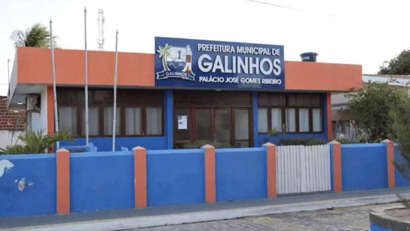 Justiça absolve ex-prefeito e ex-tesoureiro de Galinhos acusados por suposto desvio de R$ 791 mil