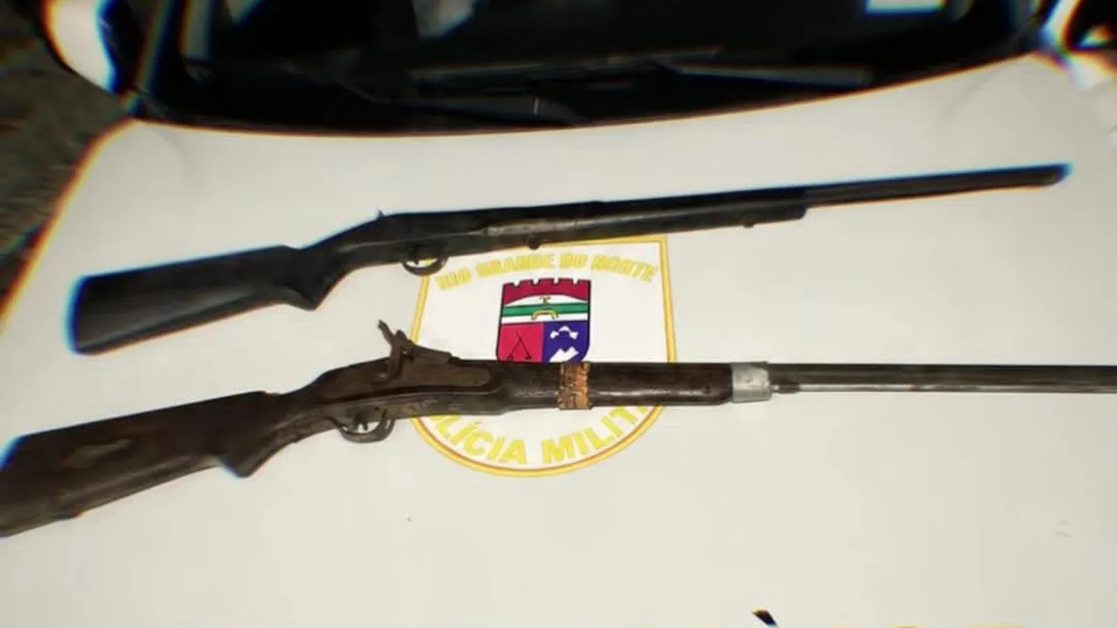 Força Tática do 11º BPM prende suspeito de violência doméstica e apreende duas armas longas em Macaíba