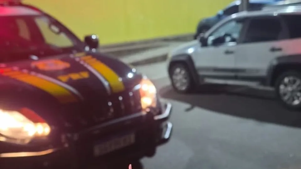 PRF prende homem por embriaguez ao volante na BR-304, em Macaíba