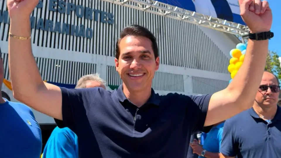 Kleber Rodrigues inicia campanha com adesivaço em cidades do RN