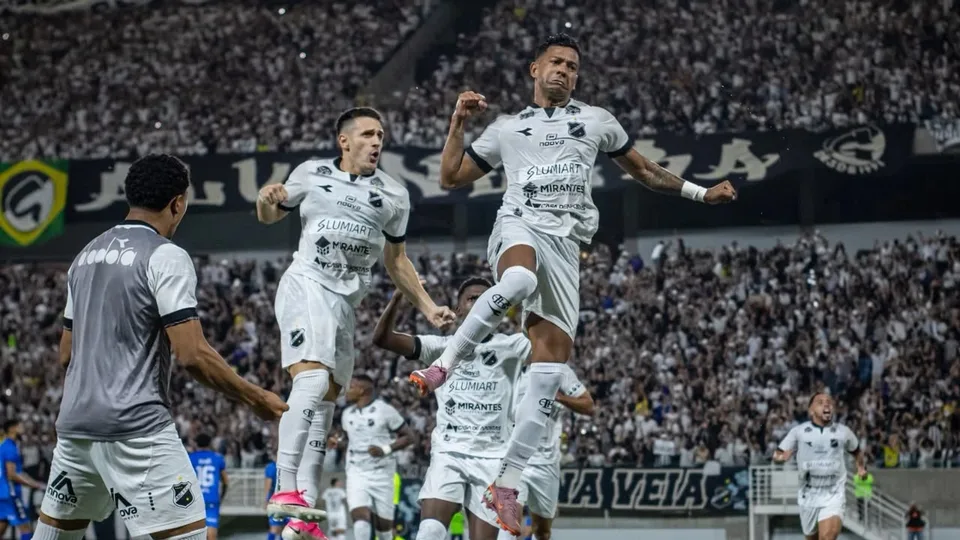 ABC vence Nacional-AM e conquista acesso à Série C