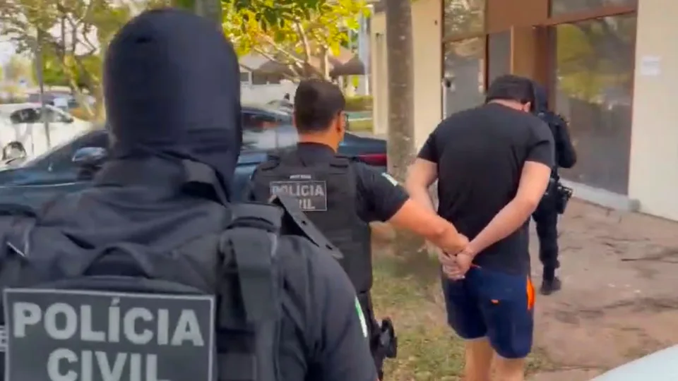 Polícia Civil prende suspeito de liderar esquema de estelionato envolvendo venda e financiamento de imóveis