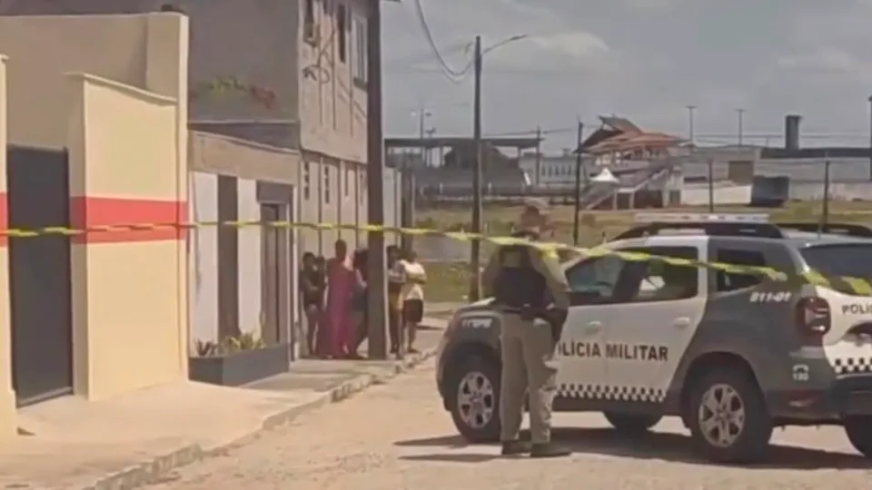 Homem é assassinado a tiros dentro de academia em Macaíba
