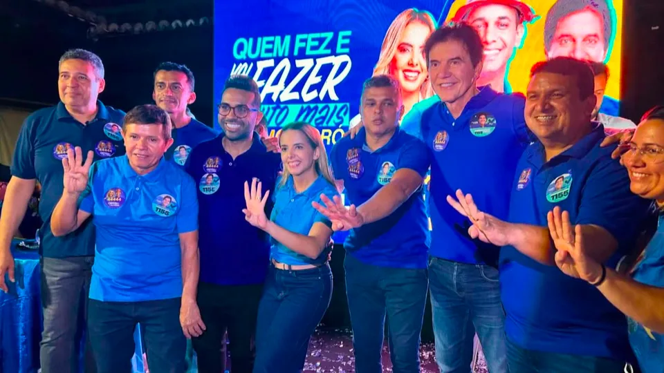 “Não chego de mãos vazias, chego com trabalho entregue”: Robinson Faria reúne multidão em Mossoró e lança campanha em dobradinha com Cínthia de Allyson