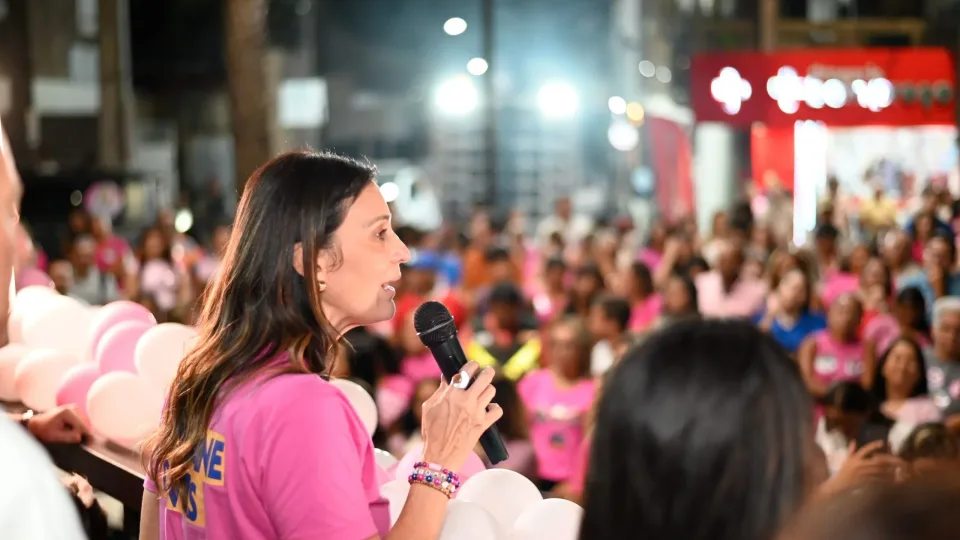 Cristiane Dantas reúne mulheres em caminhada em São José de Mipibu