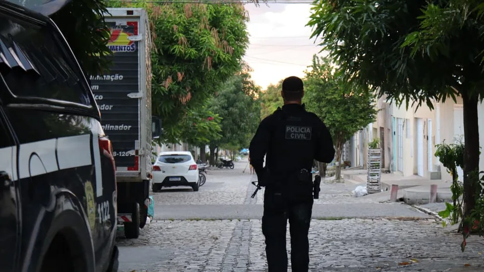 Polícia Civil desarticula grupo criminoso e prende homem em flagrante suspeito por furto qualificado contra idosos em Macaíba