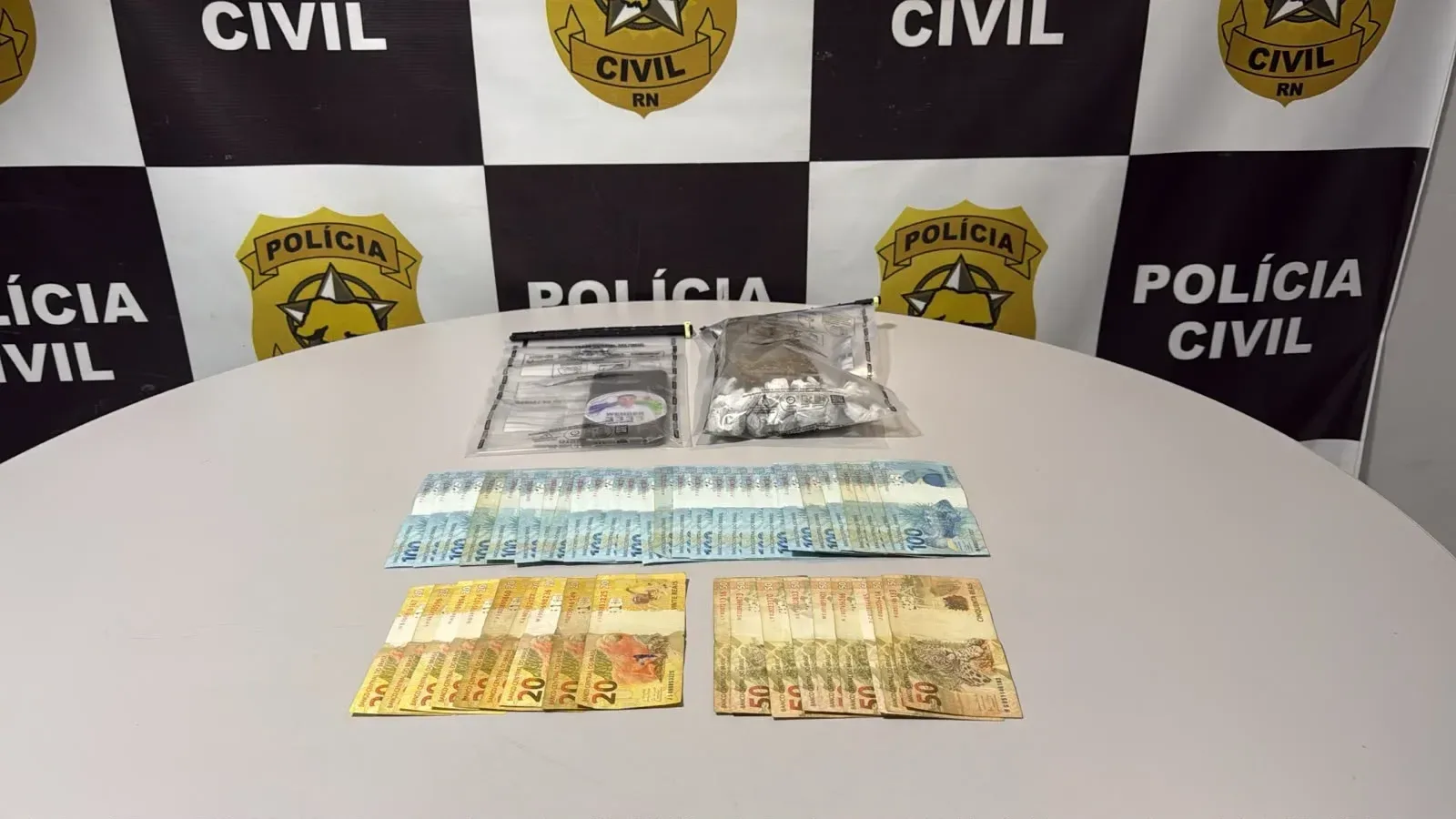 Polícia Civil prende candidato a deputado federal por tráfico de drogas durante investigação de crimes eleitorais em Alexandria