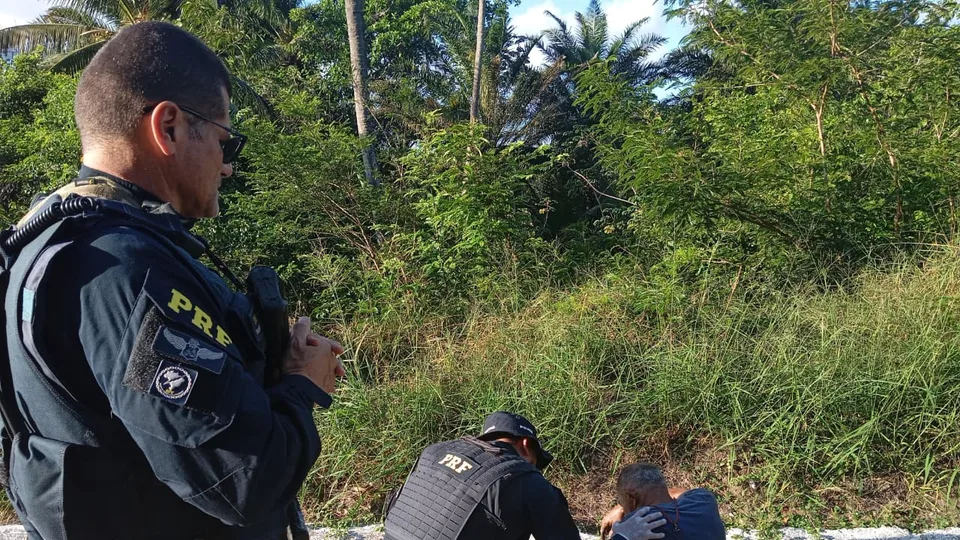 PRF presta primeiros socorros a pessoa em crise convulsiva na BR-226, em Natal