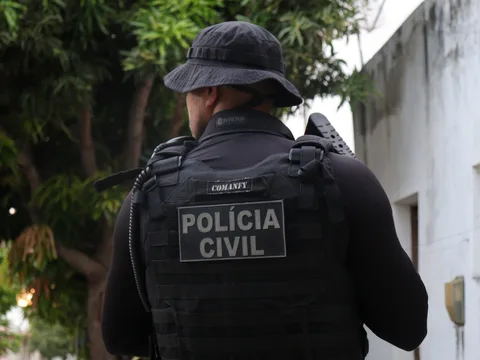 Polícia Civil prende homem em flagrante por furto e falsa identidade em Macaíba