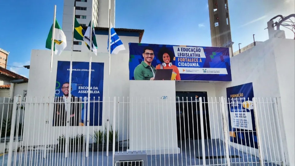 Escola da Assembleia lança Ambiente Virtual Integrado para fortalecer preparação ao Enem