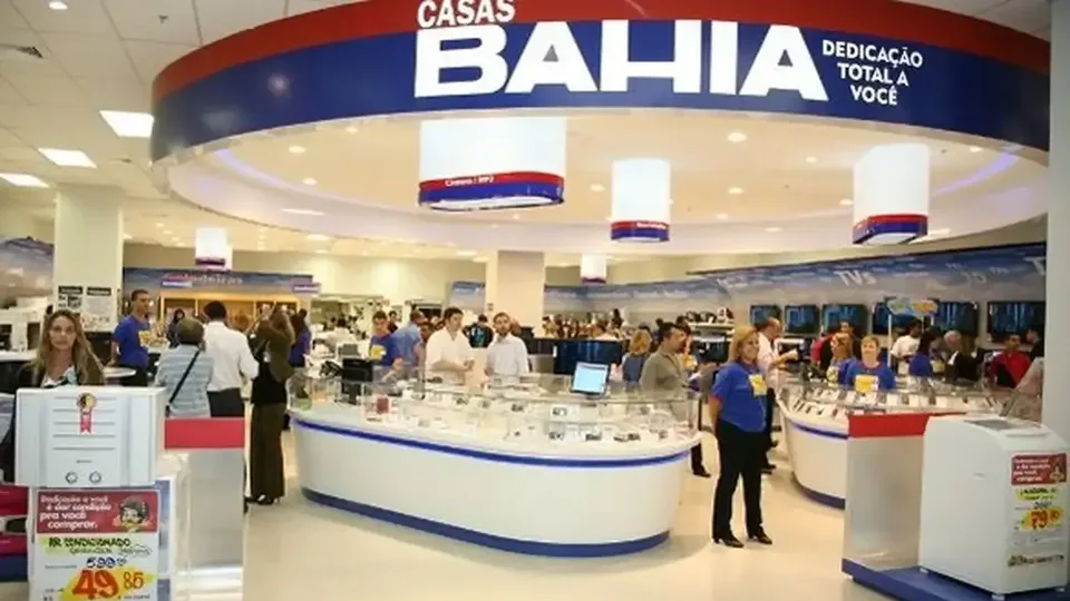 Justiça suspende demissões em massa de trabalhadores das Casas Bahia