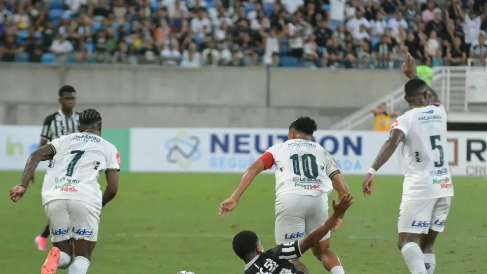 ABC sai na frente, sofre empate após falha do goleiro e é eliminado na Série D