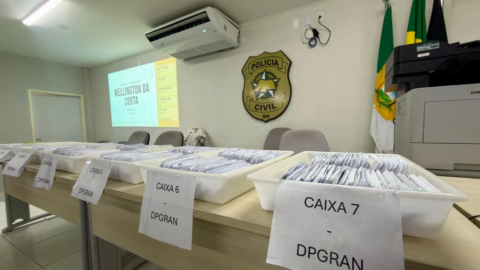 Polícia Civil recupera mais de 2 mil celulares e começa a devolver aparelhos aos donos no RN