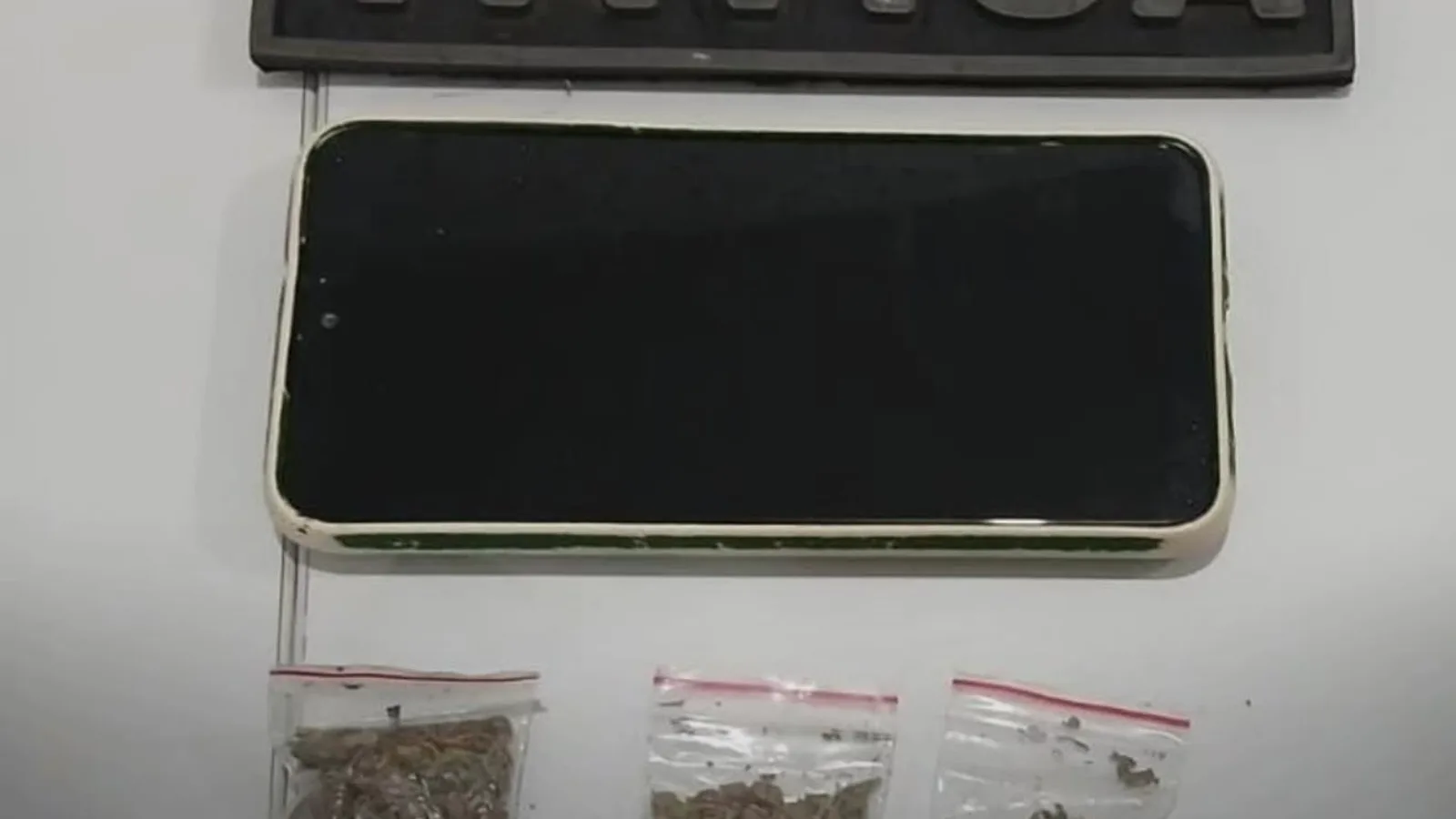 Polícia Militar prende suspeito de tráfico de drogas no Centro de Macaíba
