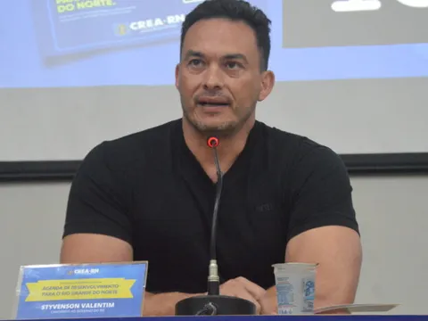 Senador Styvenson Valentim