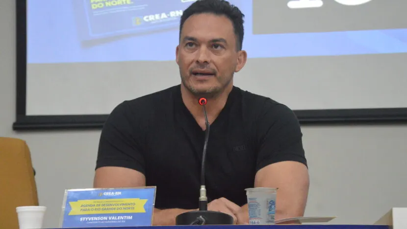 Senador Styvenson Valentim