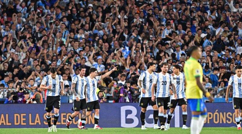 Em noite para esquecer, Brasil é goleado pela Argentina por 4 a 1