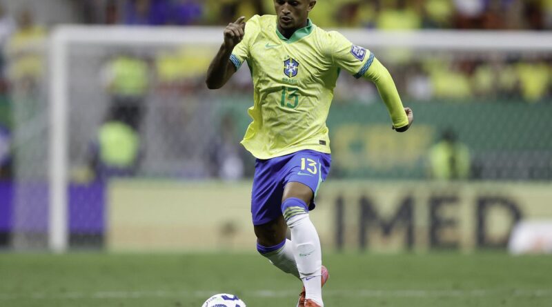 Seleção começa duelo contra Argentina com Wesley e Matheus Cunha